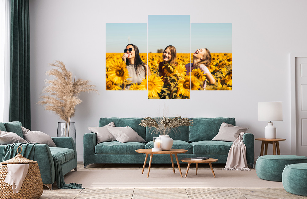 Ženy ve slunečnicovém poli obrázek 1